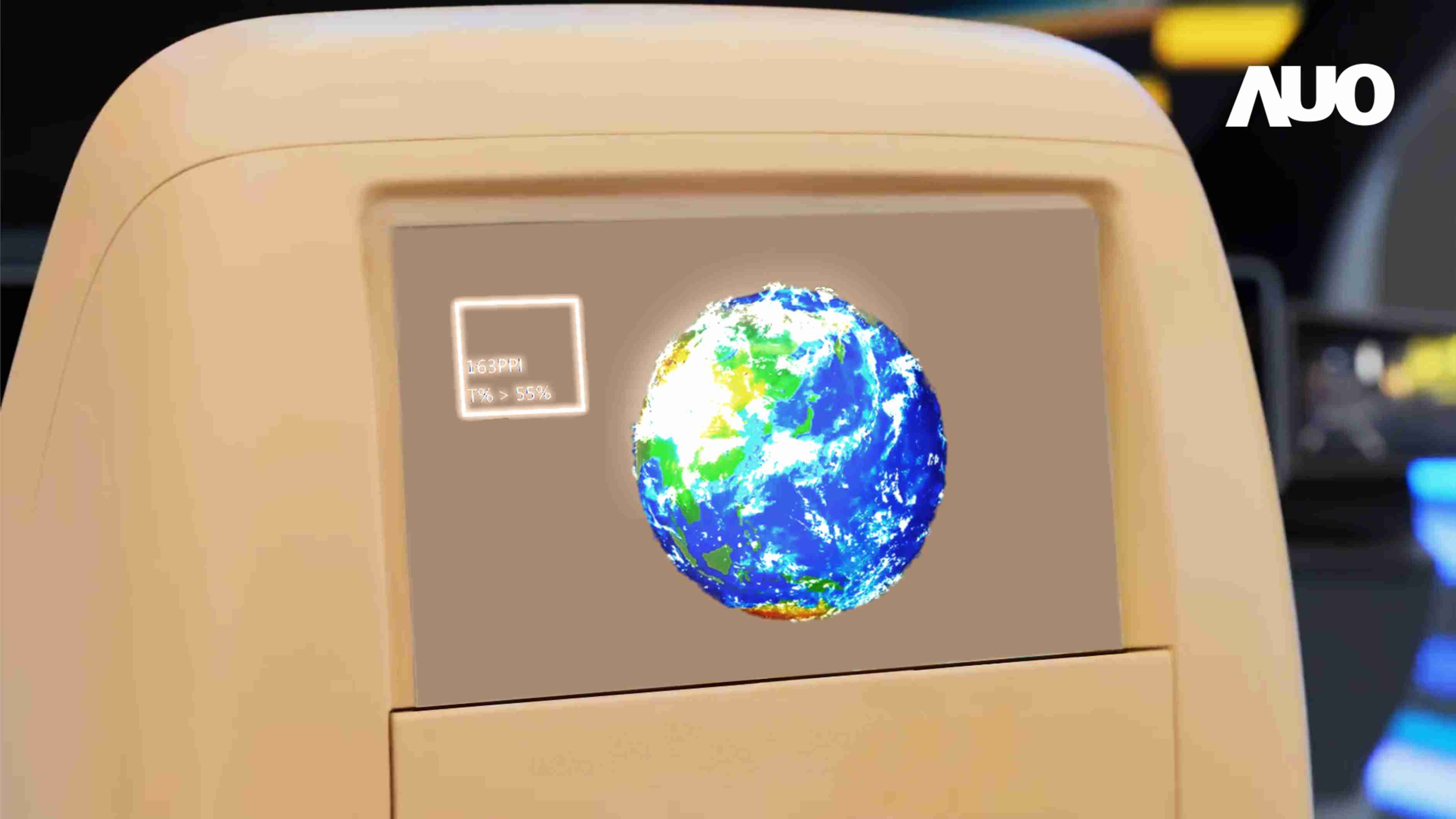 MG电玩突破设计与制程挑战，，，推出全球最高分辨率163ppi的13.5吋透明Micro LED面板，，，，并积极布局智能车市场，，，，以期拓展透明显示应用的可能性